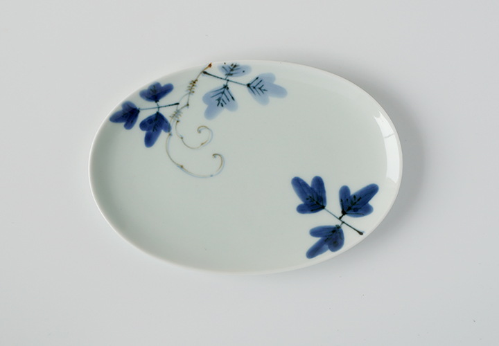 染付け丸皿　陶額 染錦桜濃 小方皿 ｜ 有田焼の源右衛門窯公式オンラインショップ