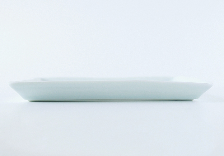 波佐見焼　窯元　陶房青　AO SHOP　吉村陶苑　白亜　８寸角皿